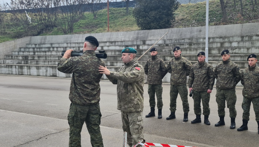 Ushtarët e Kosovës realizojnë me sukses trajnimin për pajisjen HAR-66