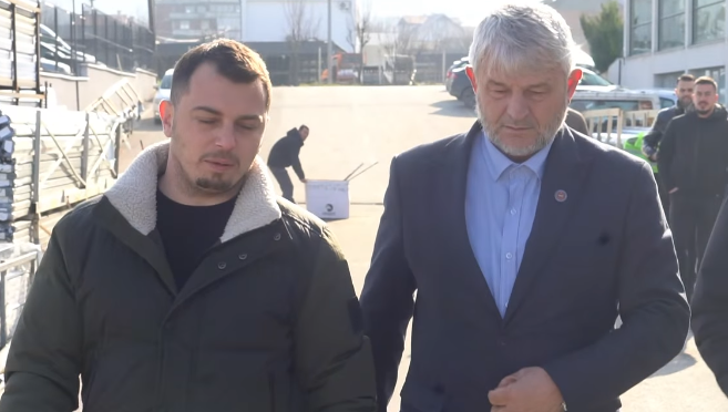 Xhavit Ukaj vazhdon vizitën e tij në bizneset e Kosovës