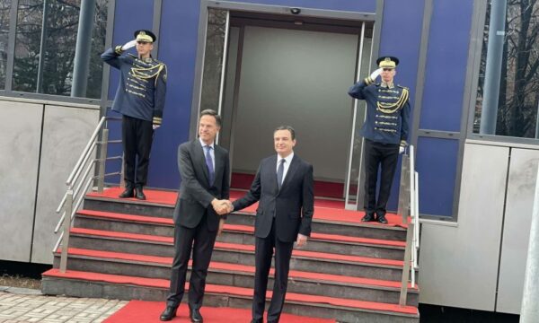 Pas Osmanit, Rutte në takim me Kurtin