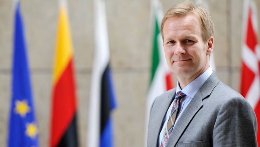 emisari-i-dialogut-pas-prishtines-e-beogradit,-shkon-ne-nato,-publikohet-agjenda