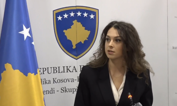 kica-xhelili:-nuk-hyjme-ne-koalicion-me-vv-ne,-ky-eshte-qendrimi-kristal-i-qarte-i-ldk’se