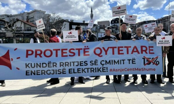 “asnje-cent-me-shume”-sot-dorezon-padi-kunder-zrre-se-per-rritjen-e-tarifave-te-energjise