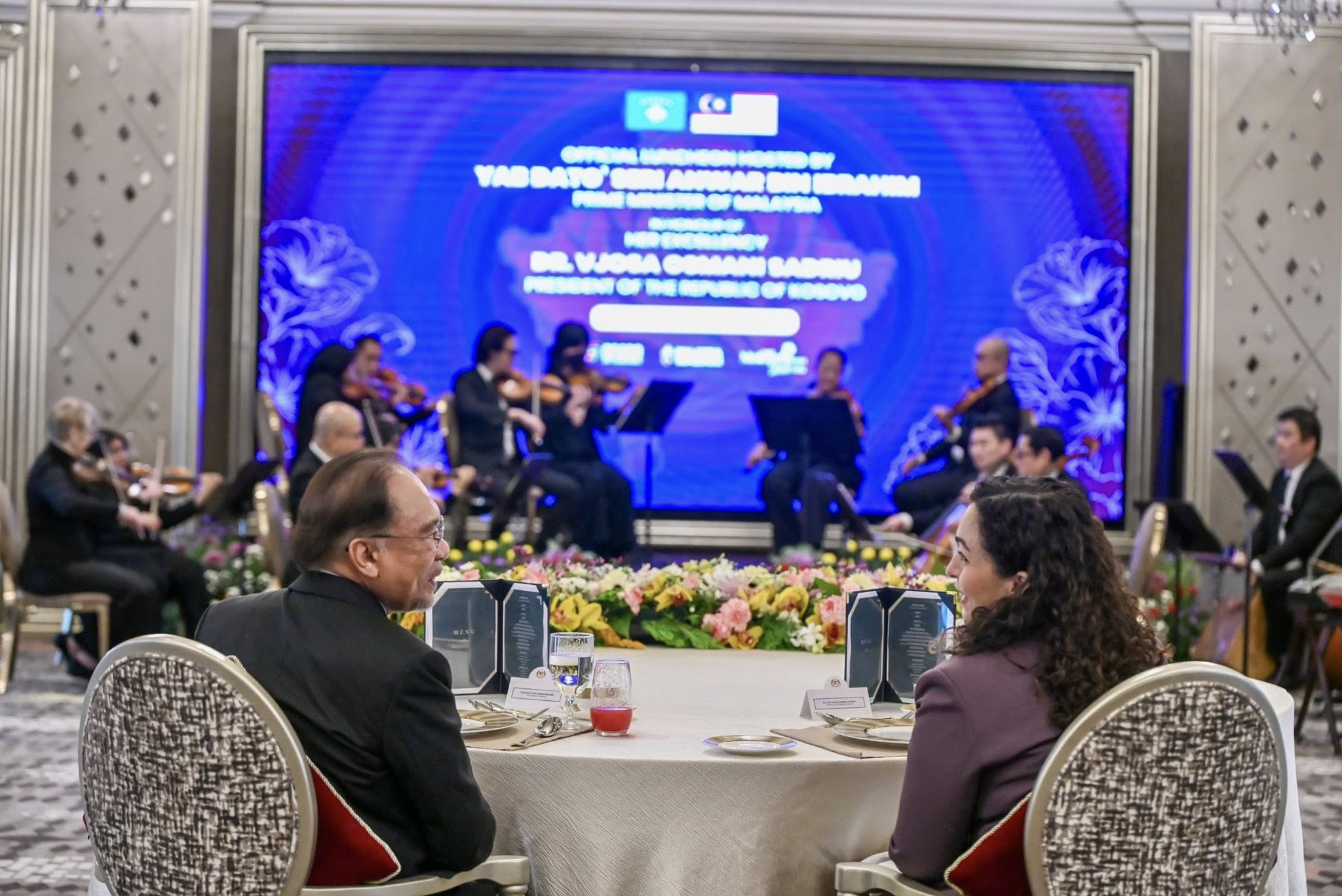 osmani-mirenjohese-per-mikpritjen-e-jashtezakonshme-qe-ia-beri-kryeministri-i-malajzise