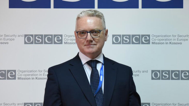 ambasadori-gerard-mcgurk-merr-detyren-si-shef-i-ri-i-misionit-te-osbe-se-ne-kosove