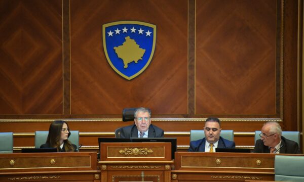 perpjekja-e-13,-edhe-sot-seance-ne-kuvendin-e-kosoves-–-a-do-te-kaloje-ngerci?