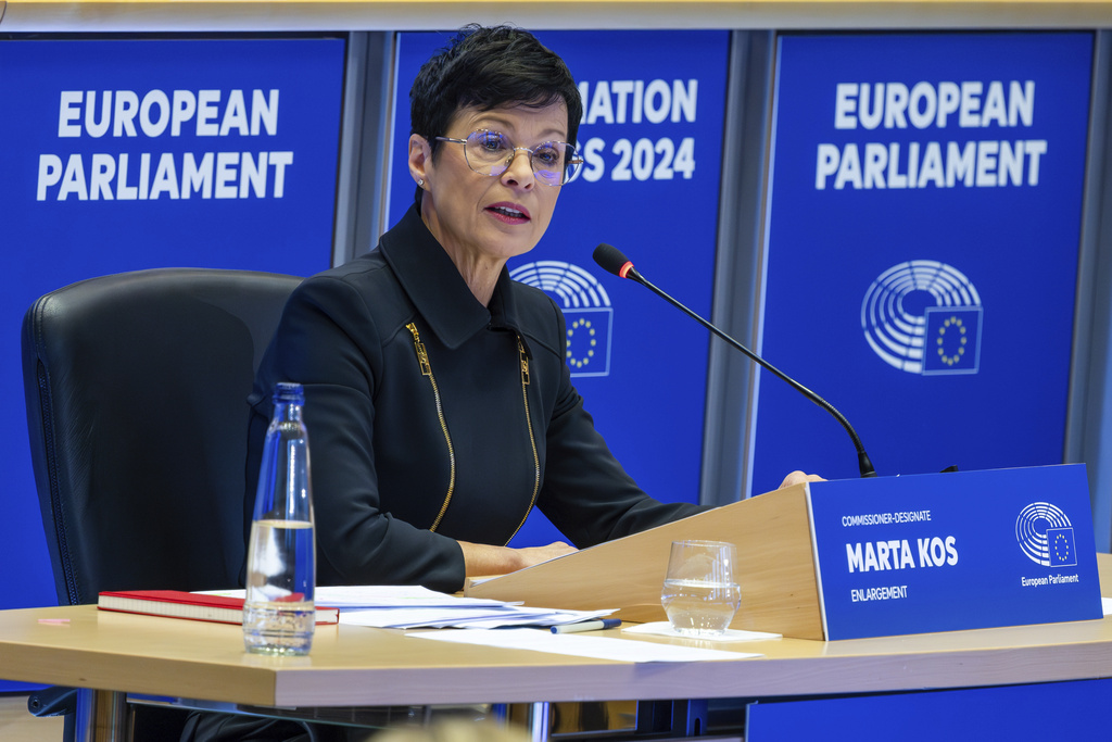 kos:-ka-ardhur-koha-per-te-filluar-heqjen-graduale-te-sanksioneve-ndaj-kosoves