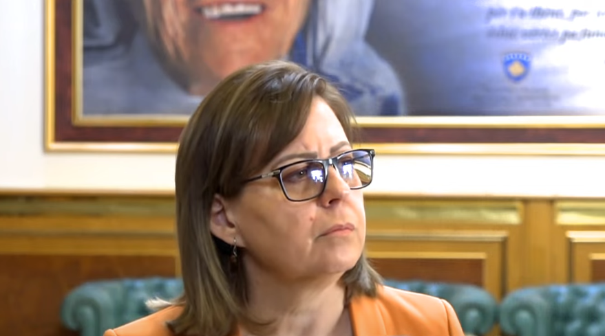 hykmete-bajrami-pas-deshtimit-te-15-te:-seriali-me-i-padeshirueshem-politik,-vv-s’i-ka-votat