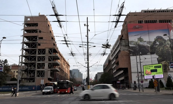 vuciq-pretendon-se-nuk-ka-vonesa-e-as-falsifikim-per-projektin-e-kushnerit-ne-beograd