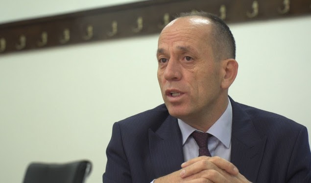 shala:-kosova-po-humb-mbi-1.2-miliarde-euro-per-shkak-te-moskonstituimit-te-kuvendit