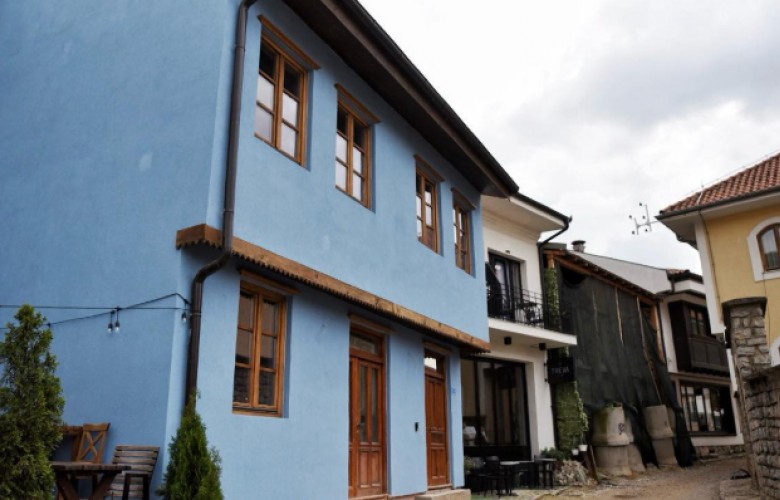 kurti:-restaurimi-i-trashegimise-kulturore-ndihmon-turizmin-dhe-ekonomine