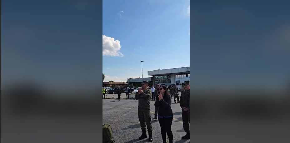 osmani-takon-ushtaret-e-fsk-se-qe-shkuan-ne-shba-per-trajnimin-jrtc