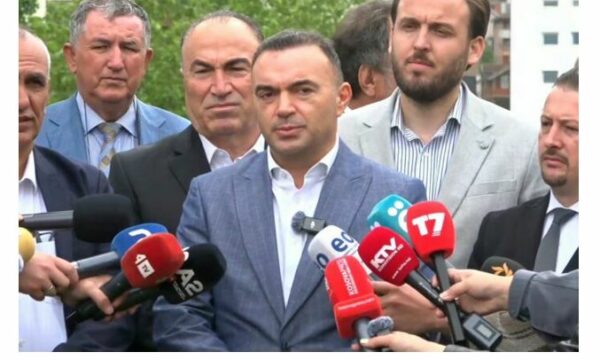 rafuna-per-vendimin-e-zrre-se:-kryeministri-po-i-nderron-fjalet