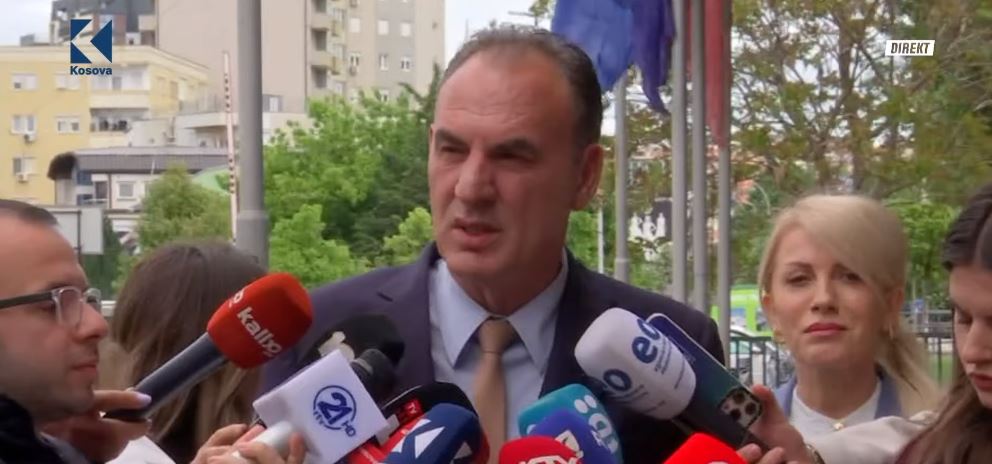 limaj:-s’jam-taku-me-kurtin,-as-ftese-s’kemi-marre