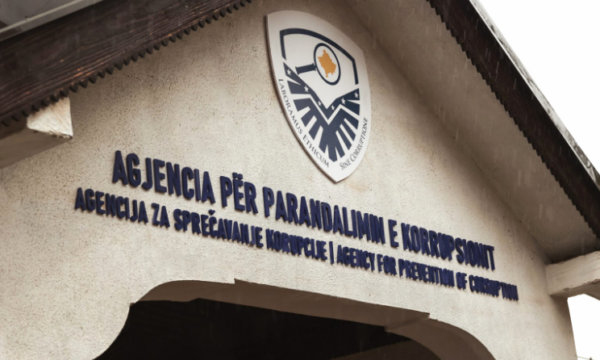 27-zyrtare-ende-s’e-kane-deklaruar-pasurine,-agjencia-paralajmeron-kallezime-penale