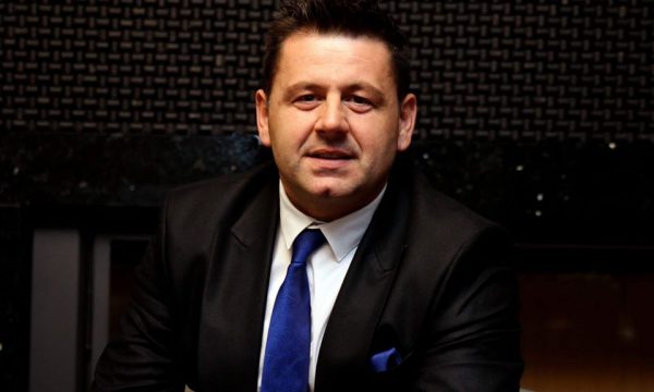 berisha:-aak-ka-dhene-disa-opsione-per-te-dale-nga-ngerci-politik,-por-cka-me-be-qe-s’po-dojne