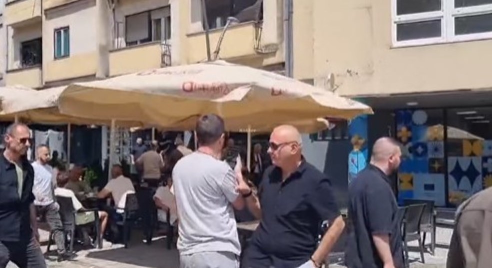 Sveçla në veri, aktivisti serb e pret me filikaq: Kapet me mbrojtjen e afërt