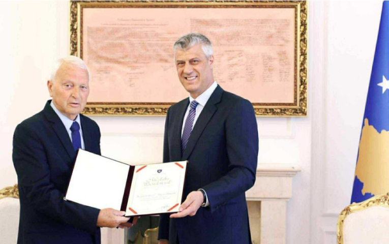 Familja e Hashim Thaçit shpreh ngushëllime për vdekjen e Bujar Bukoshit