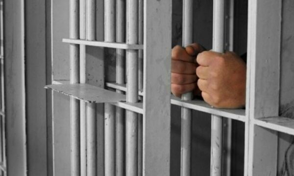 Zhijovin Nesiq dënohet me 15 vjet burgim për dhunim seksual gjatë luftës në Kosovë