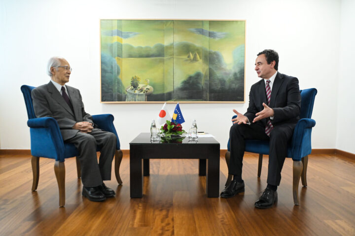 Kurti mirëpriti profesorin Owada, ish-kryetar i Gjykatës Ndërkombëtare të Drejtësisë