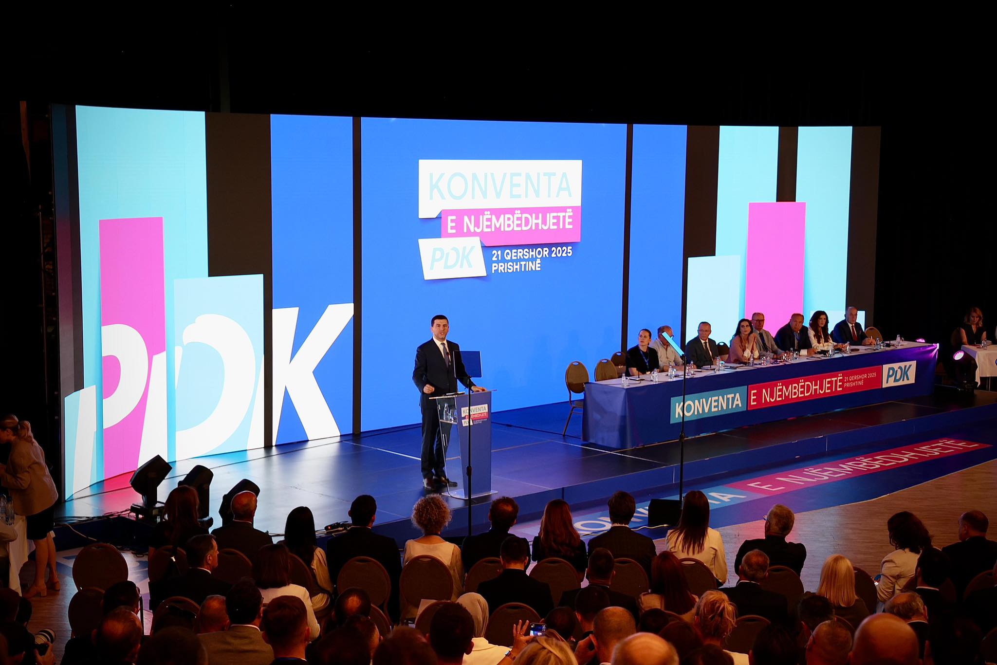 PDK miraton Deklaratë Politike, riafirmon përkushtimin për ta udhëhequr Kosovën drejt zhvillimit