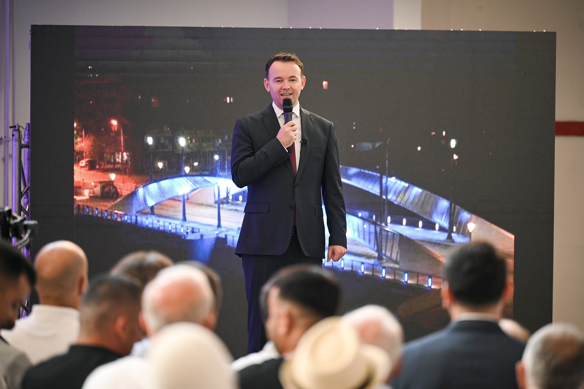 Konfirmohet: Faton Peci, kandidati i VV- Guxo për kryetar të Mitrovicës