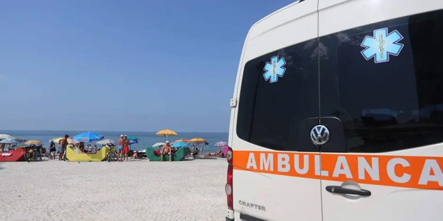 Humb jetën edhe një pushues në plazhin e Durrësit