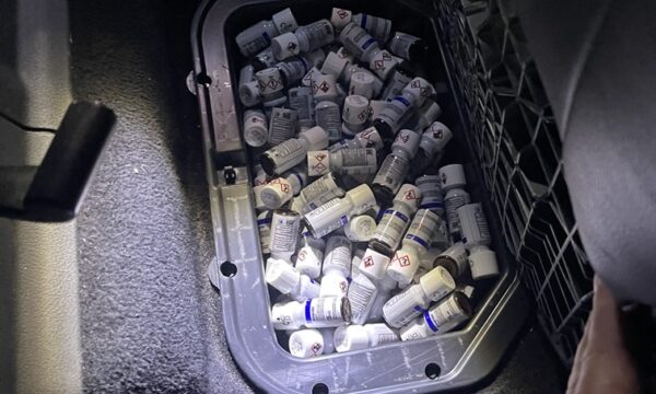 Tentim për kontrabandë në Bërnjak: Kapen insekticide të padeklaruara me origjinë nga Serbia