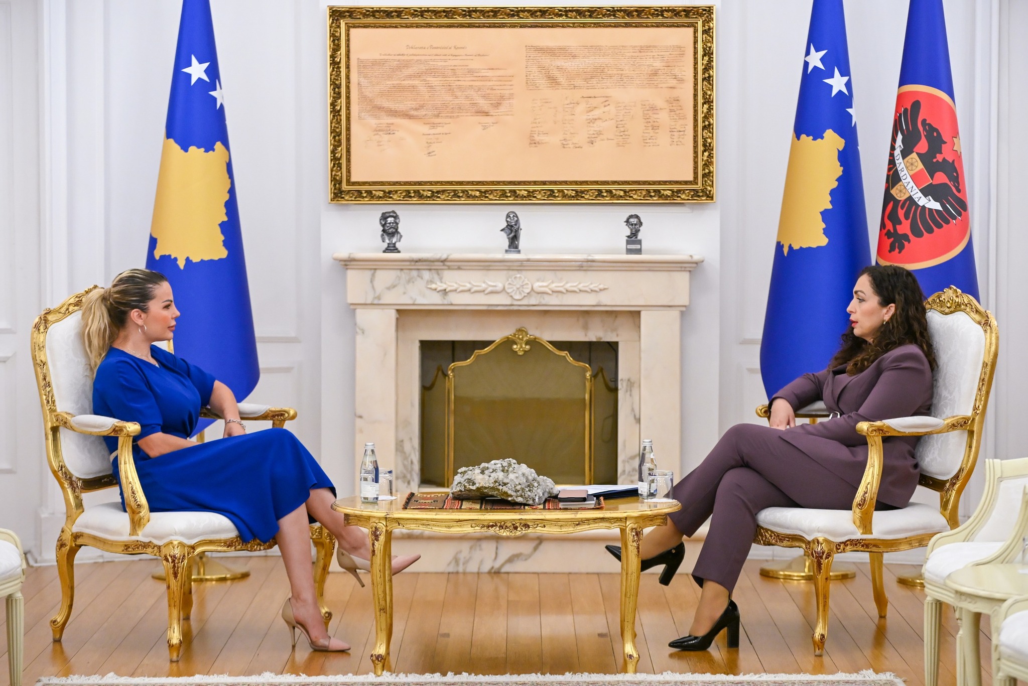 Vazhdojnë takimet, presidentja Osmani pret Duda Baljen