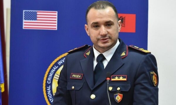 Operacioni “Kalibri” që kapi armë të trafikuara, drejtori i Policisë së Shqipërisë: Bashkëpunimi me Policinë e Kosovës, model suksesi