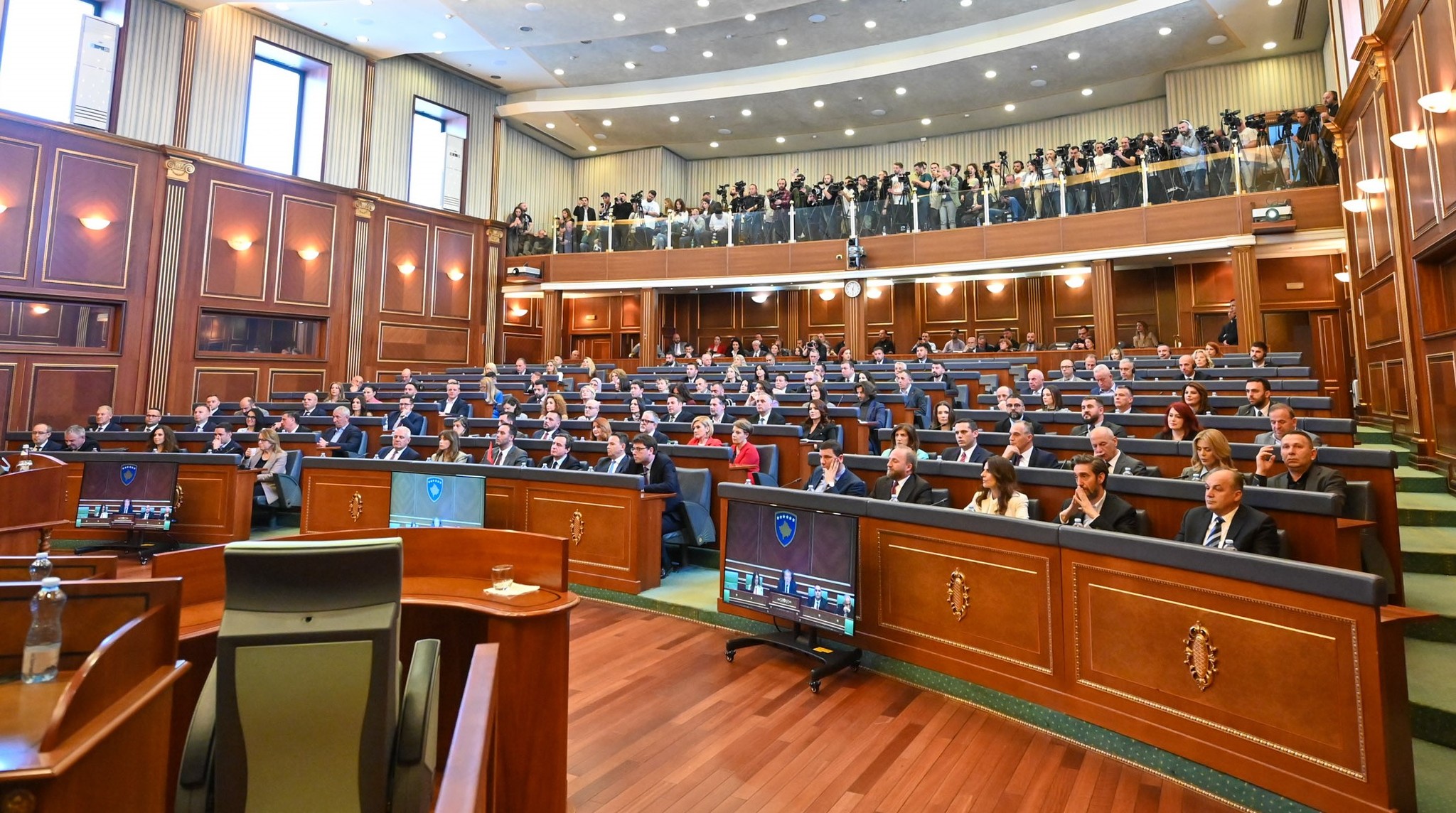 Deputetët vazhdojnë “maratonën” për konstituimin e Kuvendit, sot tentimi i 43-të