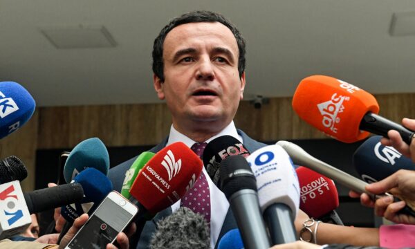 30-vjetori i gjenocidit në Srebrenicë – Kurti, Gërvalla e Rexhepi udhëtojnë për në Bosnje dhe Hercegovinë