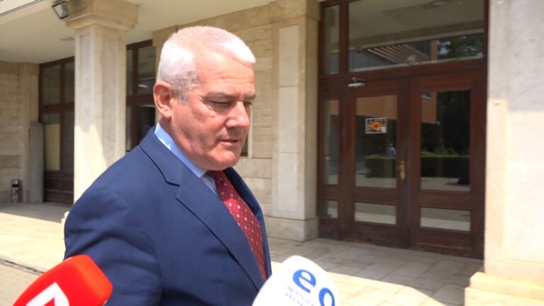 Sveçla për deklaratën e Trumpit për luftën: Jemi jashtëzakonisht falënderues për mbështetjen e SHBA-së