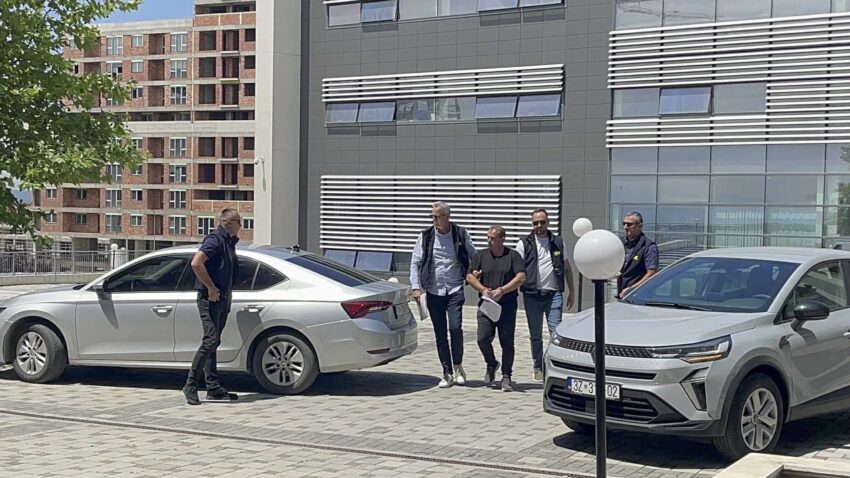 Një muaj paraburgim Bojan Jevtiqit, dyshohet për spiunazh dhe armëmbajtje pa leje