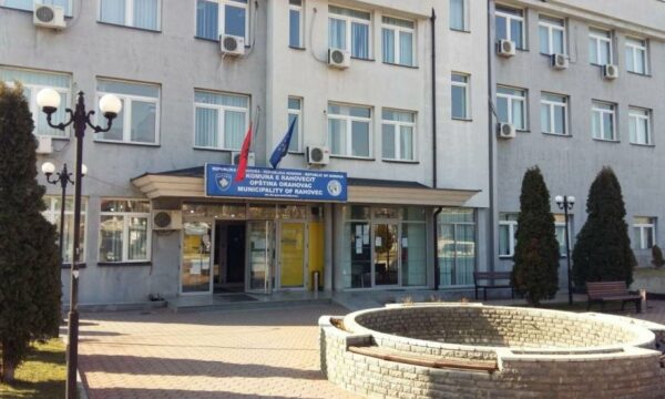 Kuvendi Komunal i Rahovecit shpall person “non grata” Igor Popoviqin