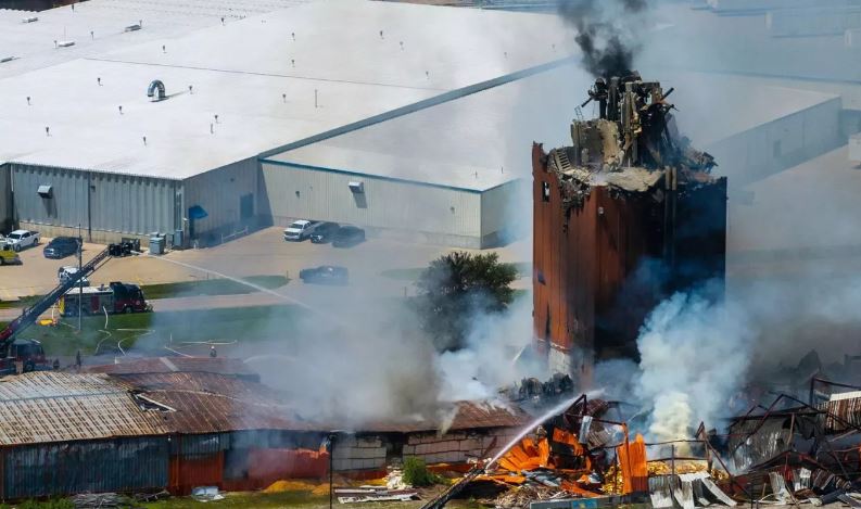 Shpërthim në një fabrikë biokarburantesh, vdesin dy vajza dhe një punonjëse