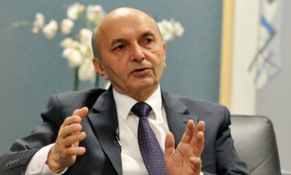 Mustafa: Qeveria në detyrë po përkrah veprimet e ZRrE-së në kundërshtim me ligjin dhe interesin e ekonomisë