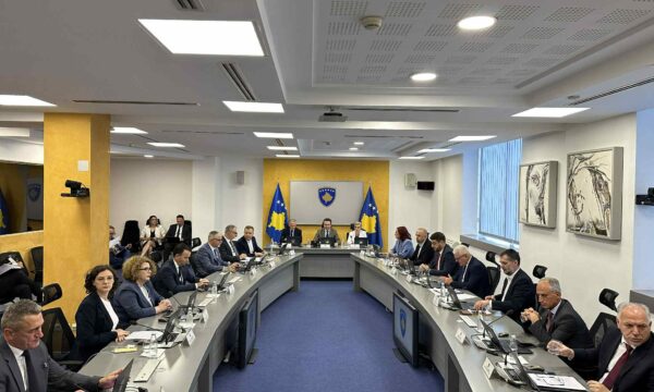 Mbledhja e Qeverisë në detyrë, këto janë të gjitha vendimet që u morën