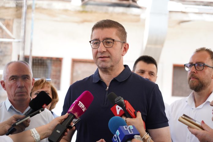 Mickoski dënon thirrjet antishqiptare: Do të jenë objekt hetimi