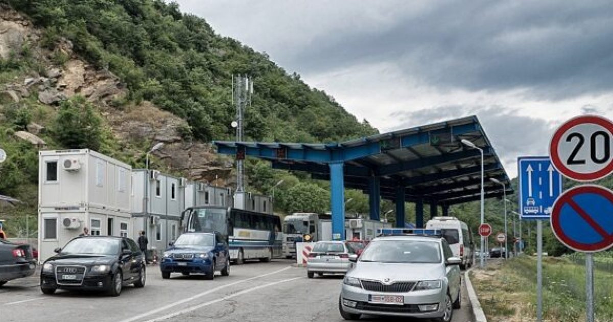 S’ka pritje të gjata në pikat kufitare këtë mëngjes