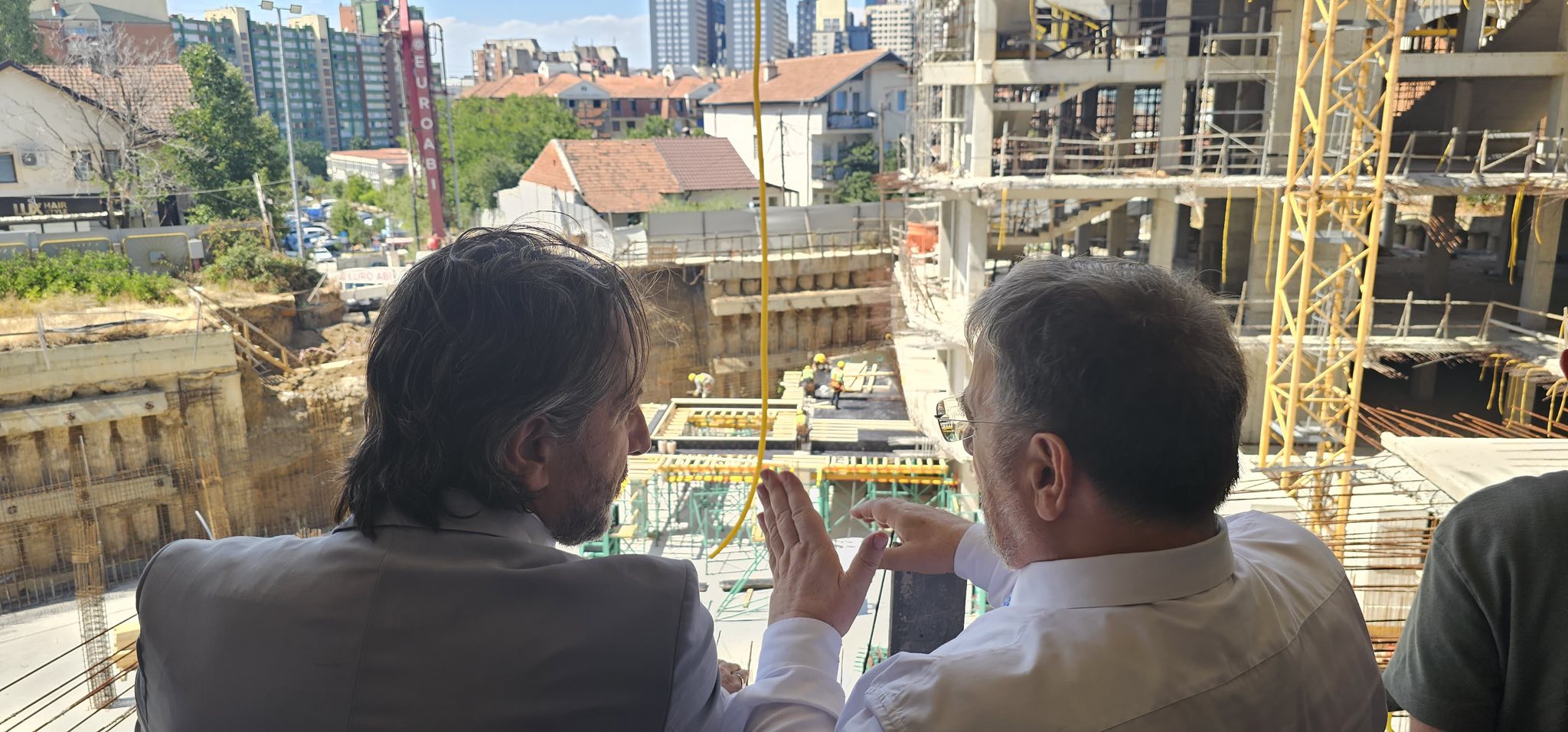 Tërnave dhe Rama i “inspektojnë” punimet në ndërtimin e Xhamisë Qendrore