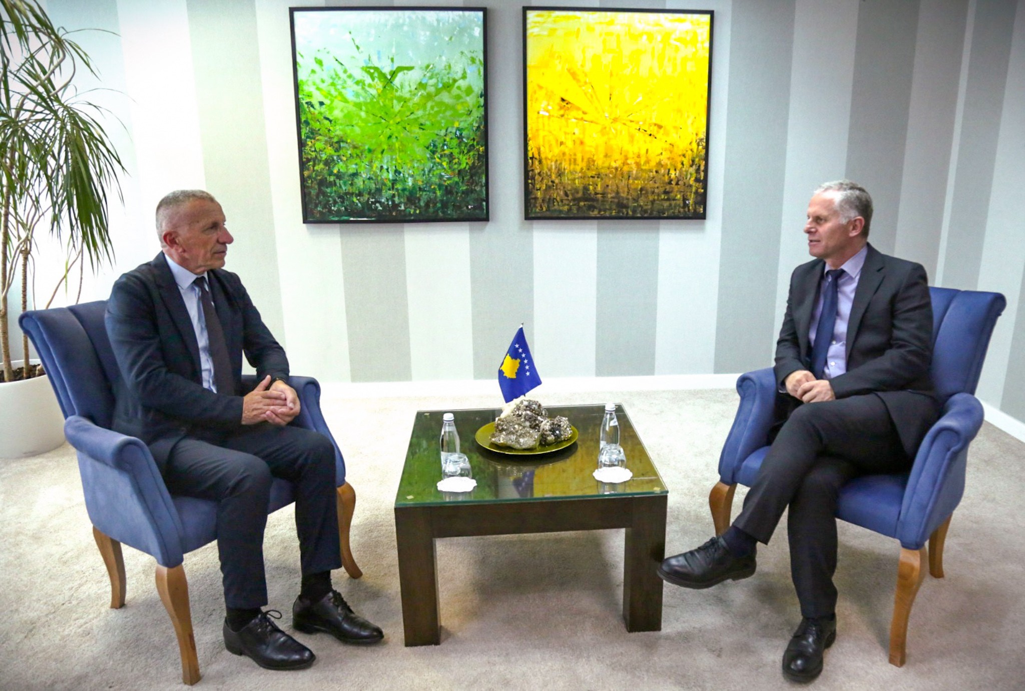 Bislimi me Kamberin: Qeveria mbështet shqiptarët në Luginë, edhe në lobim për vetëdijësim ndërkombëtar