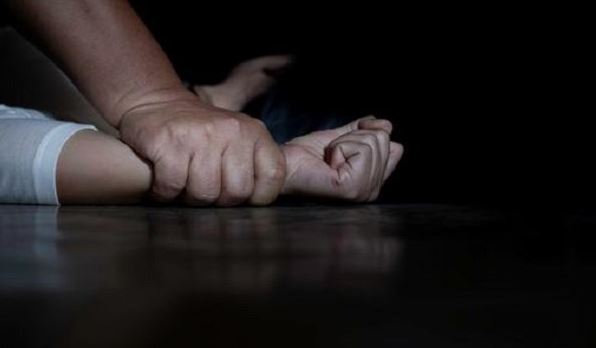 E mitura nga Maqedonia e Veriut dhunohet në Pejë, arrestohet i dyshuari