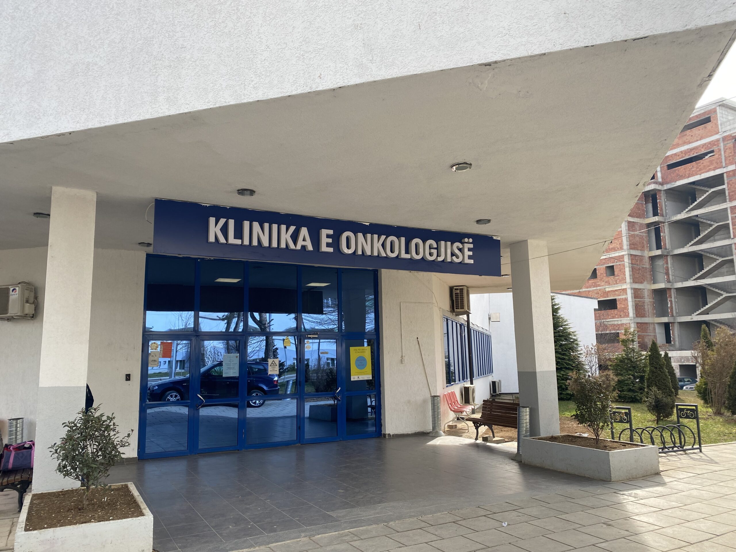 Mbi një mijë e njëqind raste të regjistruara me kancer në Onkologji