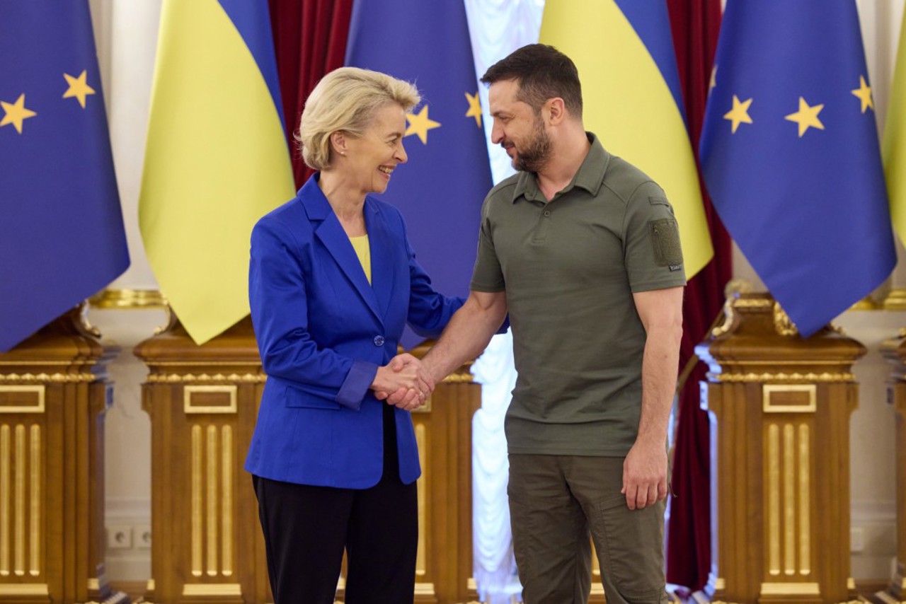 Zelensky do të shkojë me Von der Leyen në takimin me Trumpin në Uashington