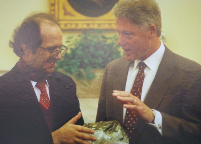 Bill Clintoni feston sot ditëlindjen e 79-të