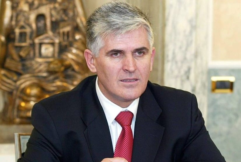 Krasniqi përkujton Bajram Rexhepin: Ishte lider i përgjegjshëm e parimor, shembull për t’u ndjekur