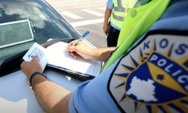 Gati 2 mijë e 500 gjoba për 24 orë, Policia njofton për 80 aksidente trafiku