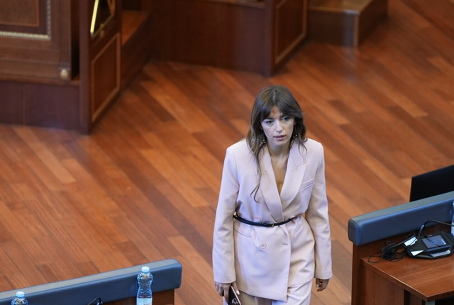 VV propozon Albulena Haxhiun për nënkryetare të Kuvendit