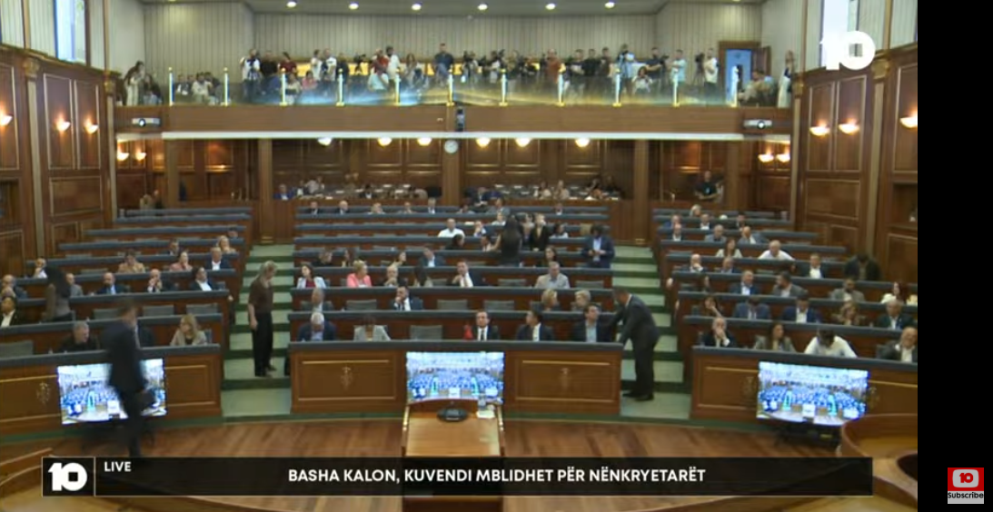 Vazhdimi i seancës konstituive, deputetët nisin të kthehen në sallë