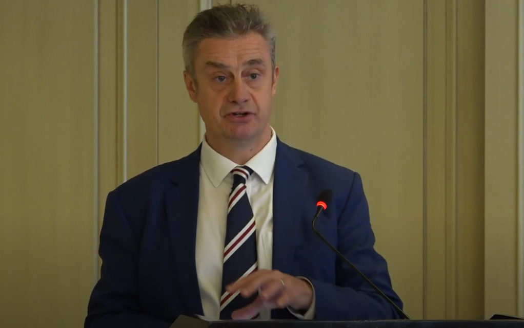 Ambasadori britanik Hargreaves: Zgjedhja e kryetarit, progres i mirëpritur, iu bëj thirrje partive që sa më shpejt ta formojnë Kuvendin dhe Qeverinë